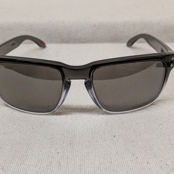 Oakley Holbrook Sunglasses, Prism Black Polarized Lenses, Dark Ink